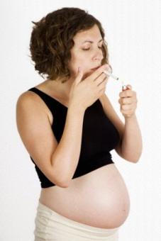 Cat de periculos este fumatul pe timpul sarcinii?